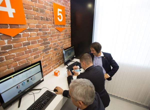 Fundatia Orange a lansat o cafenea Wi-Fi la universitatea din Cahul - VIDEO