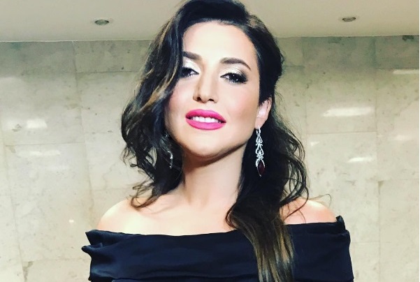 Jasmin Shor s-a "laudat" pe Instagram cu bratara primita in dar de la presedinte. Iata cum arata bijuteria - GALERIE FOTO