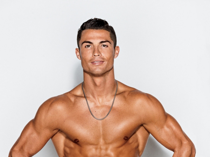 Admirat de milioane de femei, Ronaldo este un adevarat sex simbol. Fotbalistul nu arata mereu asa - FOTO 