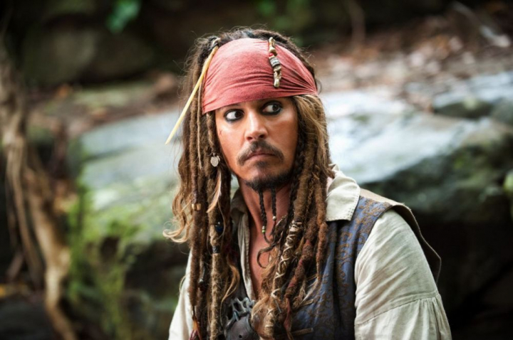 Johnny Depp, in prag de faliment? Iata pe ce cheltuie lunar 2 milioane de dolari - FOTO Johnny Depp, in prag de faliment? Iata pe ce cheltuie lunar 2 milioane de dolari - FOTO