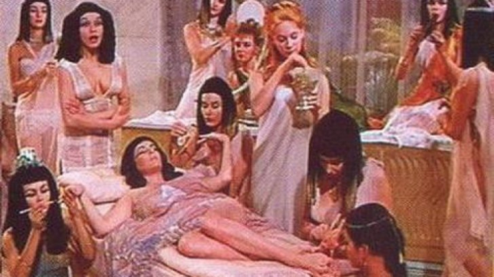 Cum facea amor Regina Cleopatra. Practica bizara care socheaza si in ziua de azi Cum facea amor Regina Cleopatra. Practica bizara care socheaza si in ziua de azi