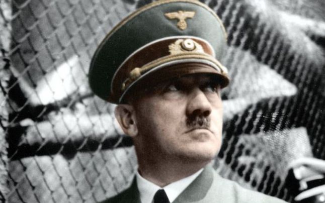 Adolf Hitler avea o malformatie genitala rara! Problemele sexuale l-au transformat in sadist - FOTO Adolf Hitler avea o malformatie genitala rara! Problemele sexuale l-au transformat in sadist - FOTO