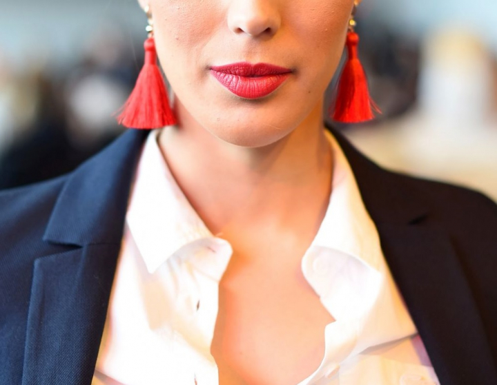 "Cea mai frumoasa femeie din lume" senzationala la New York Fashion Week! Cum arata frantuzoaica - FOTO "Cea mai frumoasa femeie din lume" senzationala la New York Fashion Week! Cum arata frantuzoaica - FOTO