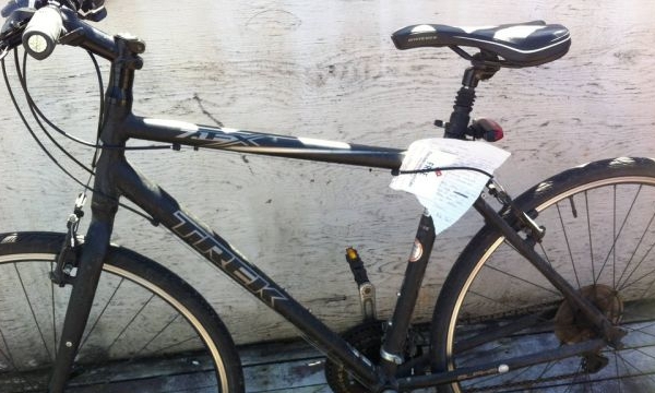 AMUZANT! Un hot a furat o bicicleta, dar a intors-o, insotita de un mesaj nostim - FOTO 
