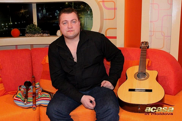 "Boschetarul" Valy Boghean nu mai e singur? Sa fie EA aleasa? VIDEO "Boschetarul" Valy Boghean nu mai e singur? Sa fie EA aleasa? VIDEO