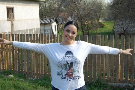 Andreea Marin a pozat din nou intr-o revista pentru barbati. De ce este criticata vedeta - FOTO Andreea Marin a pozat din nou intr-o revista pentru barbati. De ce este criticata vedeta - FOTO
