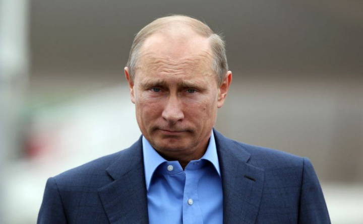 Fotografii rare cu Vladimir Putin! Inainte sa devina cunoscut in toata lumea, era un tanar cu alura de hipster - FOTO Fotografii rare cu Vladimir Putin! Inainte sa devina cunoscut in toata lumea, era un tanar cu alura de hipster - FOTO