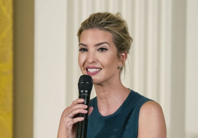 Ivanka Trump, aparitie superba alaturi de tatal sau. Aceasta a captat toate privirile - FOTO Ivanka Trump, aparitie superba alaturi de tatal sau. Aceasta a captat toate privirile - FOTO