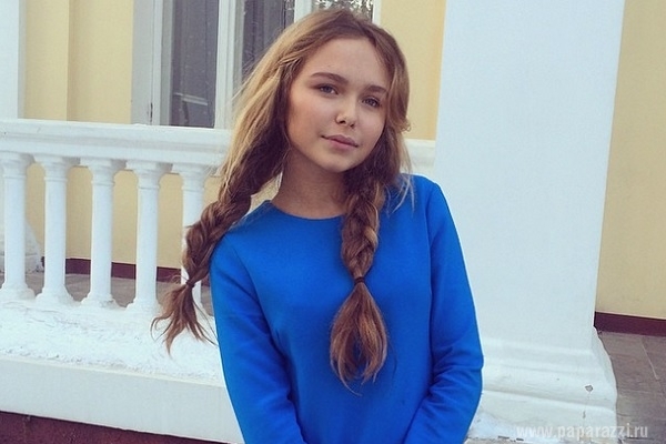 Stefania Malikova, in costum de baie pe un yacht! Cum se distreaza fiica lui Dmitri Malikov - FOTO