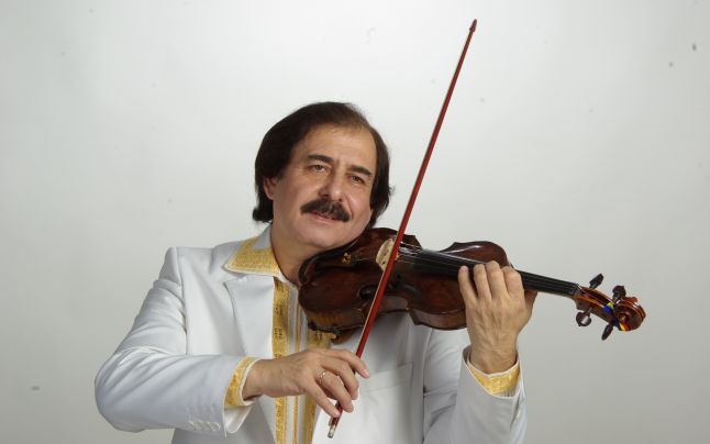 Nicolae Botgros si Orchestra "Lautarii" au lansat o noua piesa! Vezi imaginile emotionante ale videoclipului- VIDEO Nicolae Botgros si Orchestra "Lautarii" au lansat o noua piesa! Vezi imaginile emotionante ale videoclipului- VIDEO