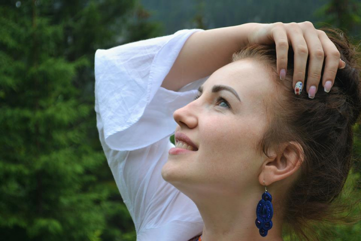 O femeie de 30 de ani, fara machiaj, dar cu atitudine! Psihologul Aurelia Balan-Cojocaru, despre gingasia varstei balzaciene O femeie de 30 de ani, fara machiaj, dar cu atitudine! Psihologul Aurelia Balan-Cojocaru, despre gingasia varstei balzaciene
