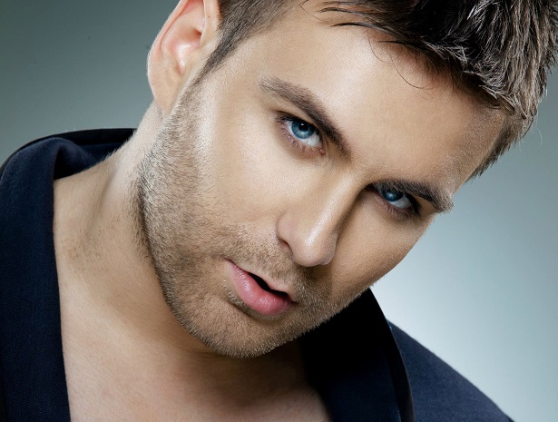 Ionel Istrati, in bratele unei artiste celebre din America. Vezi ce mesaj are aceasta pentru Moldova - VIDEO Ionel Istrati, in bratele unei artiste celebre din America. Vezi ce mesaj are aceasta pentru Moldova - VIDEO