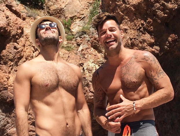 Ricky Martin s-a casatorit in secret cu un barbat cu 13 ani mai tanar decat el. Afla cine l-a cucerit - FOTO Ricky Martin s-a casatorit in secret cu un barbat cu 13 ani mai tanar decat el. Afla cine l-a cucerit - FOTO