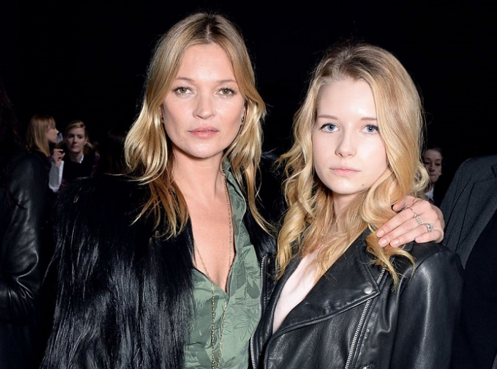Kate Moss are o rivala sexy, tanara si periculoasa. Este chiar sora ei vitrega - FOTO Kate Moss are o rivala sexy, tanara si periculoasa. Este chiar sora ei vitrega - FOTO