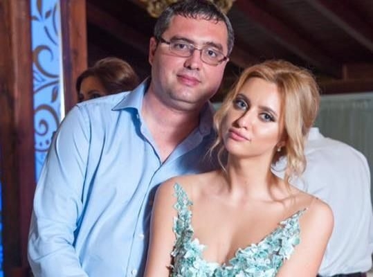 Bat clopote de nunta? Sandra Dodon: ¨Abia astept sa-mi joc nunta aici...¨ Bat clopote de nunta? Sandra Dodon: ¨Abia astept sa-mi joc nunta aici...¨