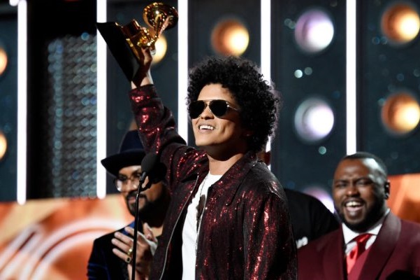 Premiile Grammy 2018 au venit cu surprize mari pentru artisti. Iata cine au fost castigatorii - FOTO