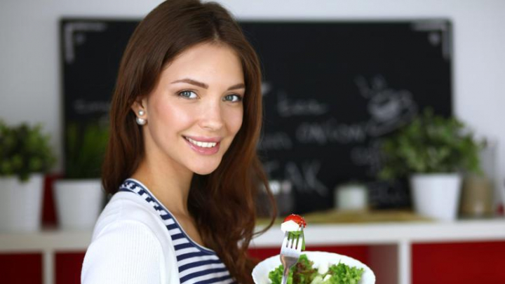 Alimente de sezon care te ajuta sa slabesti in timpul iernii. Ce ar trebui sa introduci in alimentatie Alimente de sezon care te ajuta sa slabesti in timpul iernii. Ce ar trebui sa introduci in alimentatie