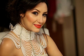 Andra: "Nu as mai purta asa ceva". Cu ce se imbraca vedeta la inceputul carierei - FOTO Andra: "Nu as mai purta asa ceva". Cu ce se imbraca vedeta la inceputul carierei - FOTO