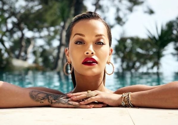 Rita Ora a dezvaluit ca este bisexuala. Fostul iubit a reactionat inr-un mod neasteptat - FOTO Rita Ora a dezvaluit ca este bisexuala. Fostul iubit a reactionat inr-un mod neasteptat - FOTO