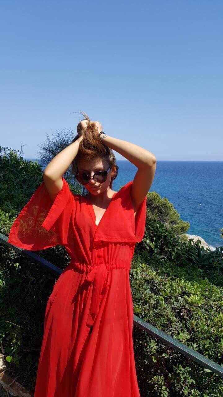 Tatiana Spinu: " Nu imi prea place sa comunic in vacanta, imi ajunge compania mea!". Afla in ce tara calatoreste blonda - FOTO 