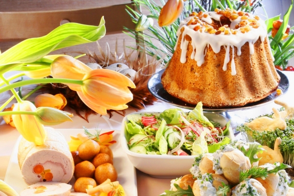 Ai invitati de Paste? 3 sfaturi ca sa pregatesti repede un festin culinar
