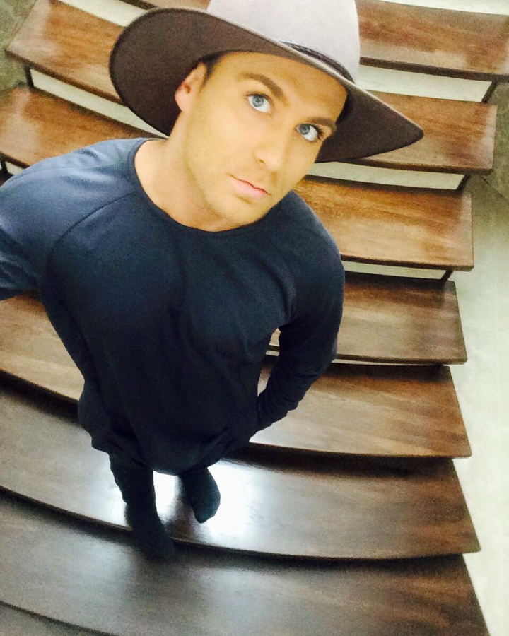 "Eu numai, numai" a rasunat pe scena de la Vocea Lituaniei. Hitul lui Ionel Istrati a cucerit publicul lituanian - VIDEO
"Eu numai, numai" a rasunat pe scena de la Vocea Lituaniei. Hitul lui Ionel Istrati a cucerit publicul lituanian - VIDEO