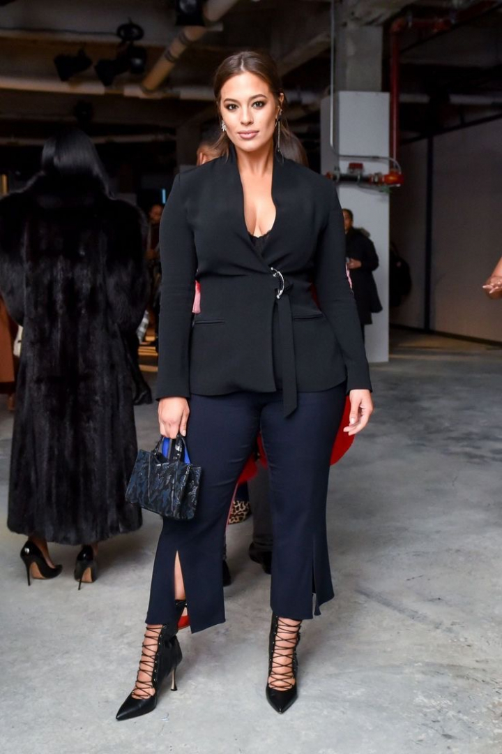 Trucuri de stil pentru femeile plinute! Designerul Diana Voevutki iti spune cum sa te imbraci inteligent daca ai cateva kilograme in plus - VIDEO