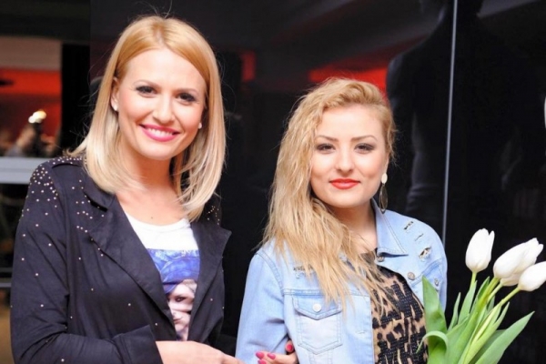 Exclusiv! Dianna Rotaru, primele impresii in rol de proaspata matusa: "Ma simt de parca am nascut eu..." - VIDEO Exclusiv! Dianna Rotaru, primele impresii in rol de proaspata matusa: "Ma simt de parca am nascut eu..." - VIDEO