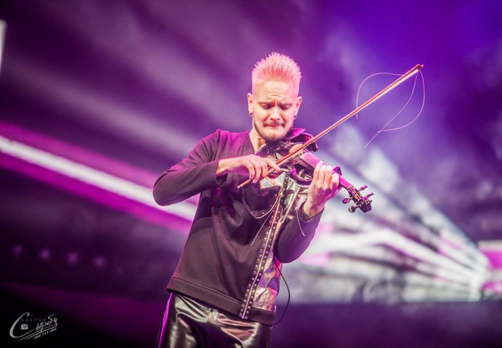 De ce a plecat Anton Ragoza din SunStroke Project si in ce relatii a ramas cu fostii colegi? "Suntem prieteni, probabil. Nu stiu deocamdata, vom vedea." - VIDEO