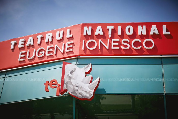Premiera la Teatrul National "Eugene Ionesco" din capitala. Ala Mensicov: "Vom avea o proiectie de lumini cum nu s-a mai vazut pana acum la noi." - VIDEO Premiera la Teatrul National "Eugene Ionesco" din capitala. Ala Mensicov: "Vom avea o proiectie de lumini cum nu s-a mai vazut pana acum la noi." - VIDEO