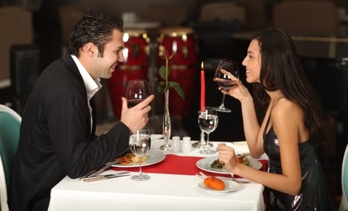 Cina romantica, o noapte de vis in hotel si proceduri SPA pentru jumatatea ta! Cina romantica, o noapte de vis in hotel si proceduri SPA pentru jumatatea ta!