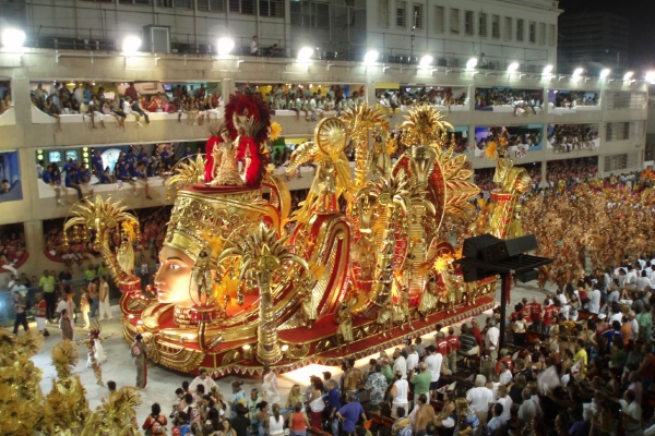 La Rio de Janeiro a inceput Carnavalul de Samba! La Rio de Janeiro a inceput Carnavalul de Samba!