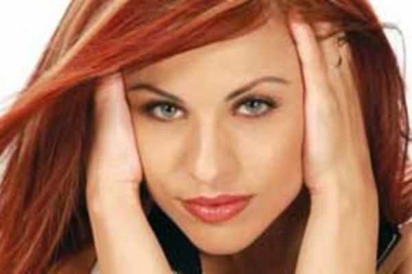 Surprize la Eurovision! Nelly Ciobanu s-a retras din concurs. Cine o va inlocui?