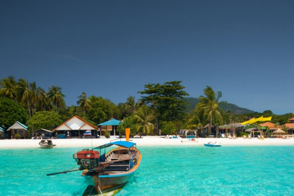 Cu gandul la vacanta? Care sunt cele mai in voga destinatii pentru 2012 Cu gandul la vacanta? Care sunt cele mai in voga destinatii pentru 2012