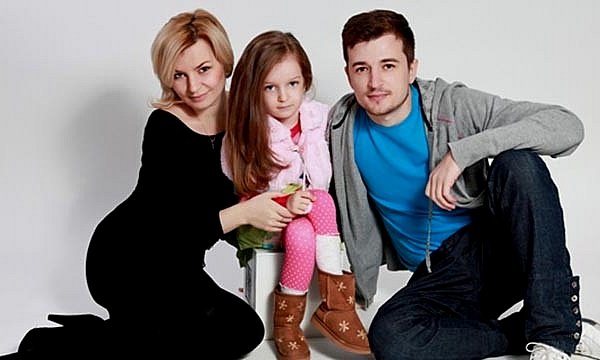 Radu Sirbu, fostul membru al trupei O-Zone, a devenit iar tata! "Suntem foarte emotionati si ametiti" Radu Sirbu, fostul membru al trupei O-Zone, a devenit iar tata! "Suntem foarte emotionati si ametiti"