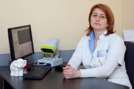 Corecteaza-ti vederea cu lentilele de noapte! Dr. Adriana Gritco iti dezvaluie secretul - VIDEO