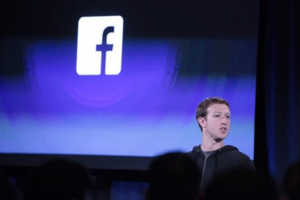 Cel mai tare profil de facebook. O tanara a uimit lumea cu pozele ei - FOTO