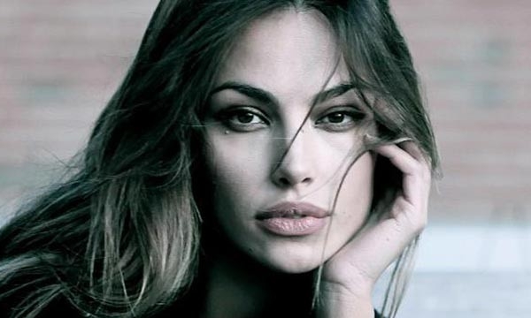 Anunt incredibil de la Madalina Ghenea! Iubita lui Gerard Butler a marturisit ca este mama - FOTO