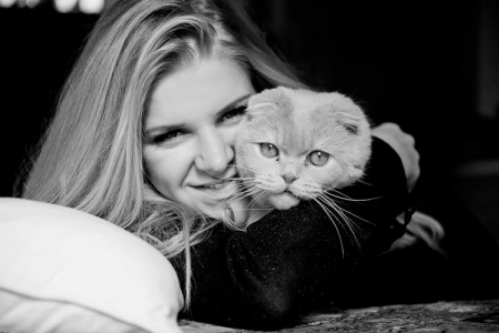 Si Karizma a fost copil! Cum arata blonda pe cand avea doar cativa anisori - FOTO Si Karizma a fost copil! Cum arata blonda pe cand avea doar cativa anisori - FOTO