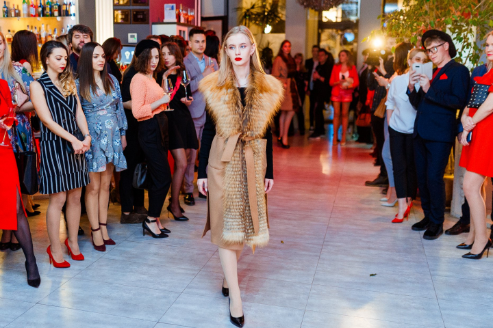 Lana Furs isi uimeste clientii cu reduceri avantajoase! Svetlana Barbarova: "Pentru prima data discountul este atat de generos." Vezi care este codul promotional - VIDEO