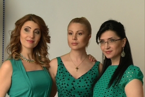 "Scrofite cu ...fite!" Cum s-au schimbat Aura, Aurelia si Georgeta, dupa 9 ani - VIDEO "Scrofite cu ...fite!" Cum s-au schimbat Aura, Aurelia si Georgeta, dupa 9 ani - VIDEO