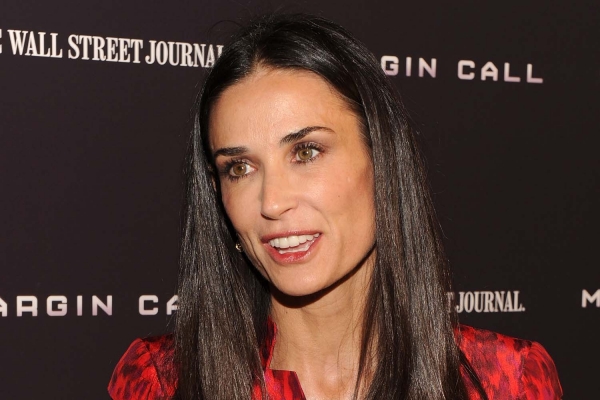 Demi Moore s-a cuplat cu un alt «tinerel». Vezi cine e! VIDEO Demi Moore s-a cuplat cu un alt «tinerel». Vezi cine e! VIDEO