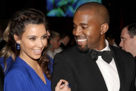 Kim Kardashian: insarcinata in 7 luni si in costum de baie. "Sunt mandra de mine" Kim Kardashian: insarcinata in 7 luni si in costum de baie. "Sunt mandra de mine"