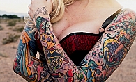 Are TOT corpul acoperit cu tatuaje, desi nu le va vedea niciodata! Cum arata femeia - FOTO Are TOT corpul acoperit cu tatuaje, desi nu le va vedea niciodata! Cum arata femeia - FOTO