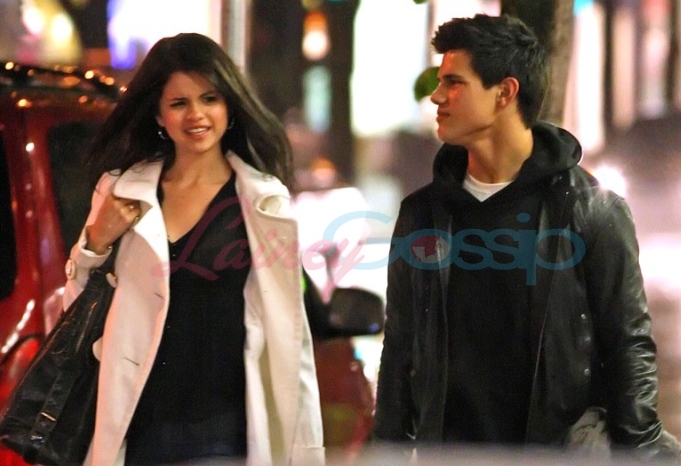 Selena Gomez, pe vremea cand era iubita lui Taylor Lautner. Cum aratau impreuna - FOTO