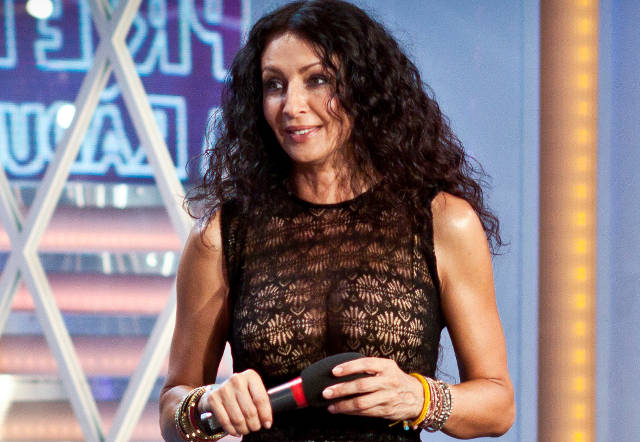Mihaela Radulescu, mai PENIBILA ca niciodata! Vezi cum a putut sa se pozeze la 44 de ani - FOTO
