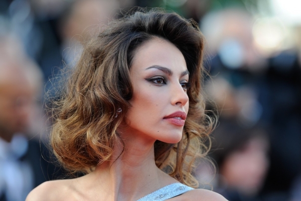 Madalina Ghenea sufera dupa Gerard Butler: "A fost avertizata sa nu sa se indragosteasca"