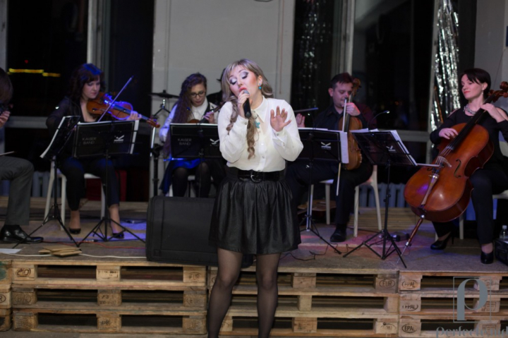 Combinatie inedita de beatboxing si vioara! Cum a fost la concertul Kaiser Band - GALERIE FOTO Combinatie inedita de beatboxing si vioara! Cum a fost la concertul Kaiser Band - GALERIE FOTO