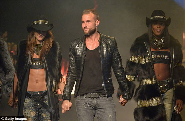 Naomi Campbell si Rita Ora, vedetele prezentarii lui Philipp Plein la Milano Fashion Week - FOTO