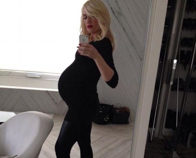 La 44 de ani, Gwen Stefani a devenit mama pentru a treia oara! Afla daca are baiat sau fetita